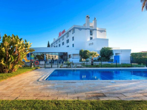  Hotel ibis Faro Algarve  Фару 